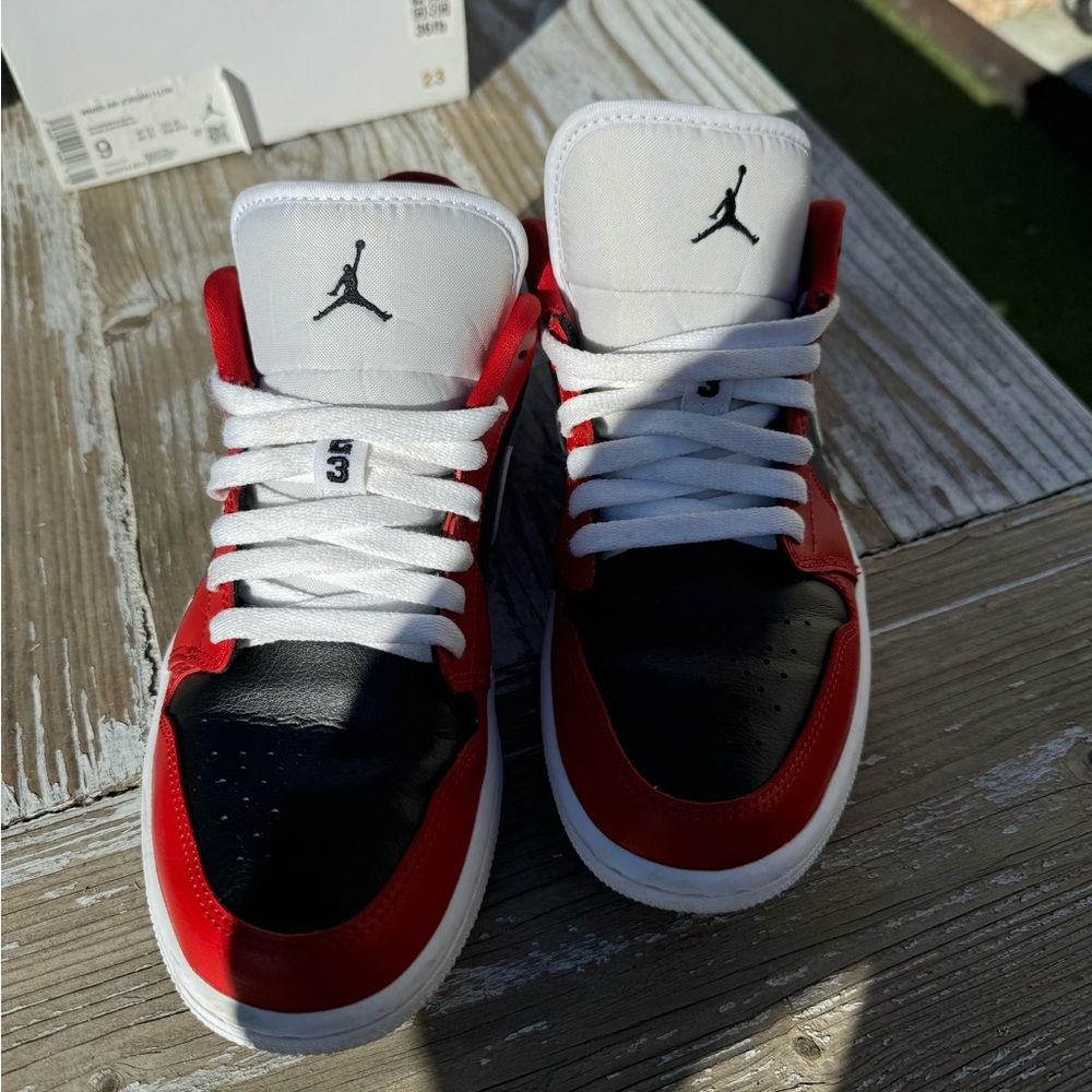 Air Jordan 1 low…  red, white and black